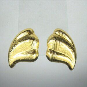 Vintage Avon Breathless Clip on Earrings Textured Mirrored Swirl Gold Tone
